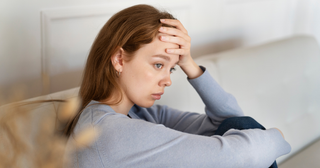 The Role of Essential Oils in Ayurvedic Pain and Stress Management